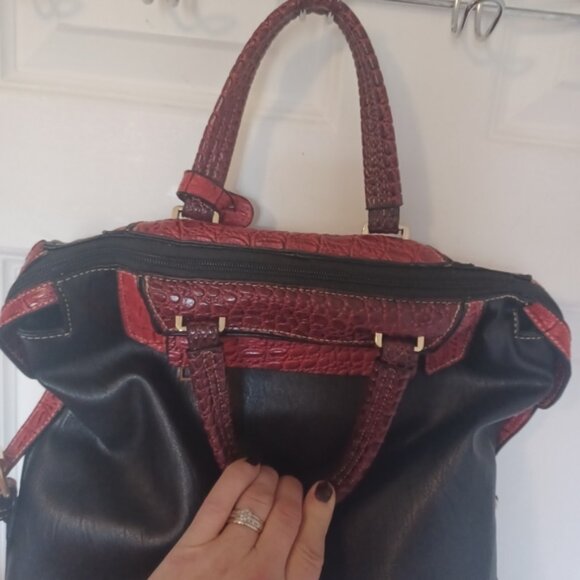 Mellow World Croc Embossed Satchel with Crossbody Strap - Picture 5 of 8